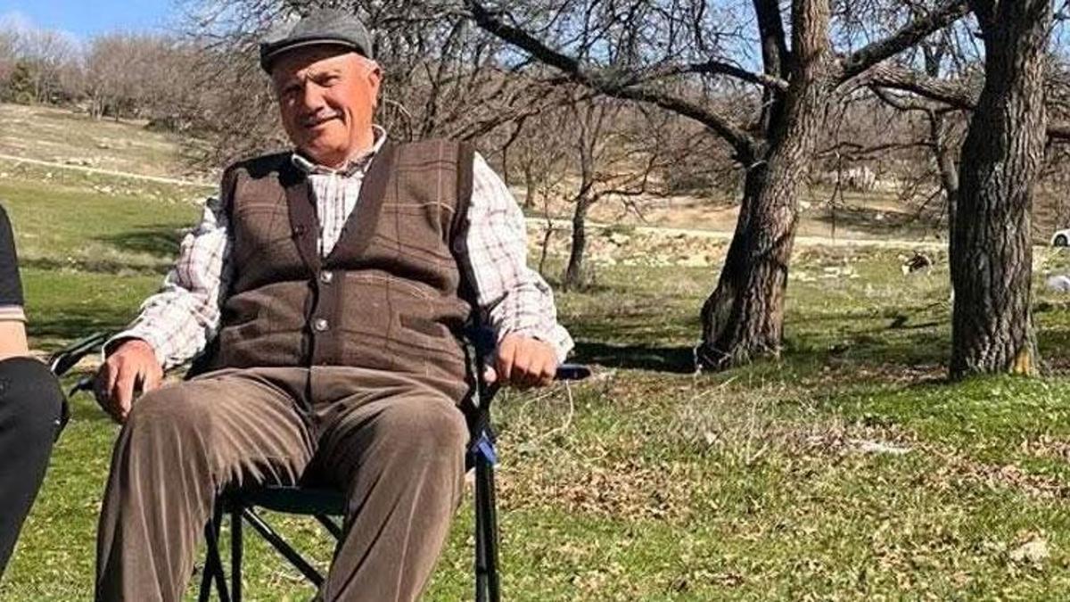 Odunpazarı'nda hayvanlarını otlatırken üstüne yıldırım düşen adam hayatını kaybetti