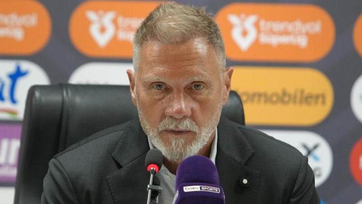 Samsunspor Teknik Direktörü Fink: Böyle bir kulübün parçası olduğum için çok mutluyum