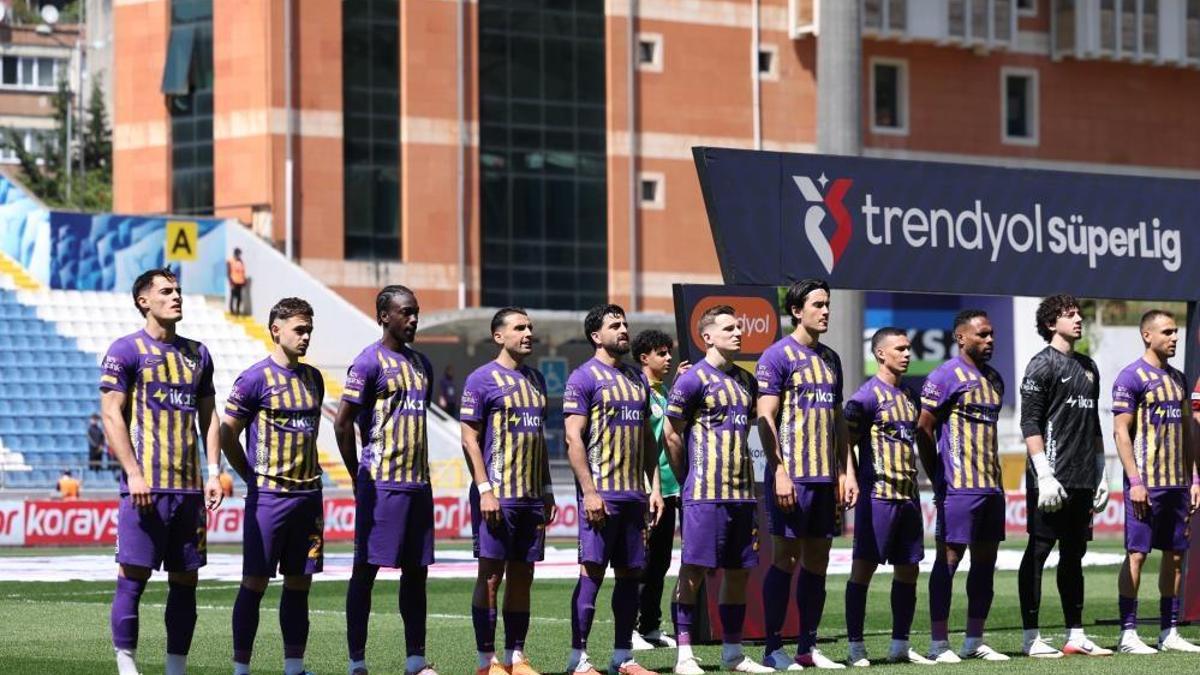 Fenerbahçe - Eyüpspor maçı CANLI YAYIN! Fenerbahçe - Eyüpspor maçı hangi kanalda? Fenerbahçe - Eyüpspor maçı kaç kaç? Fenerbahçe - Eyüpspor maçı sonucu!
