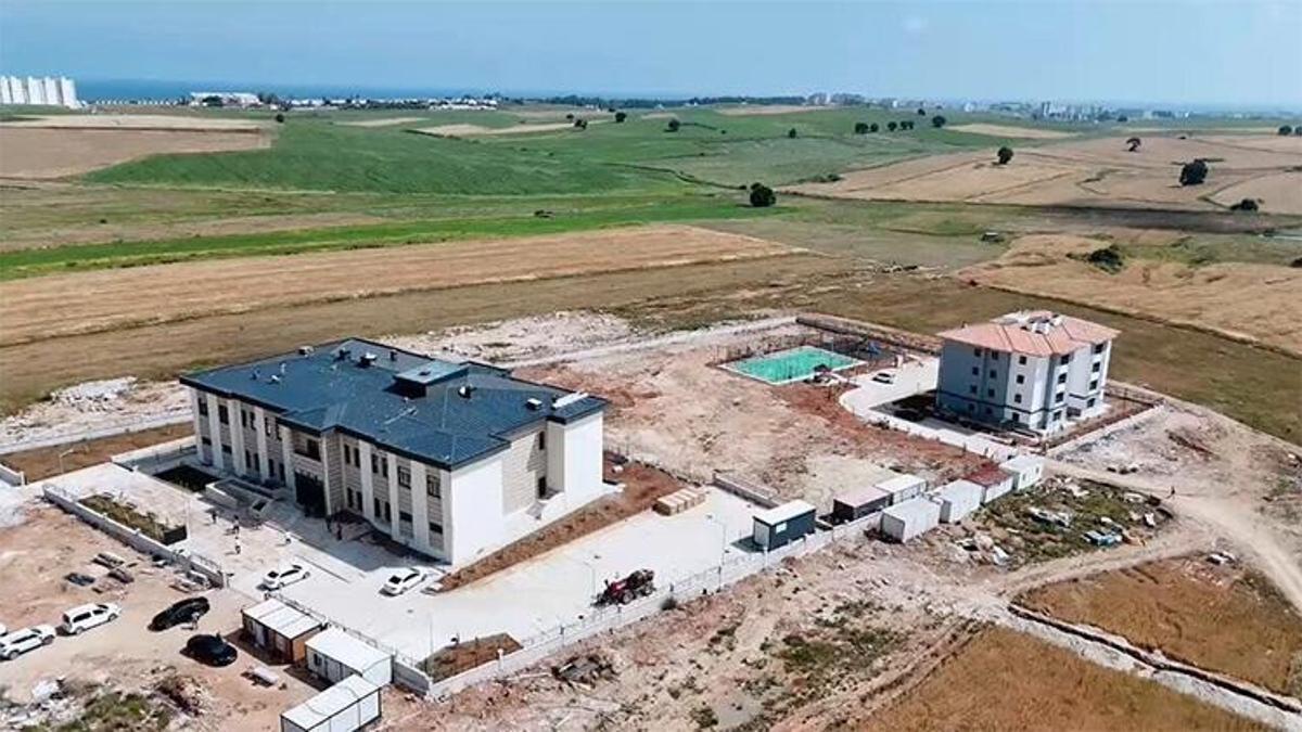 Karataş'ta dev yatırımda son viraj: Açılış için gün sayılıyor!