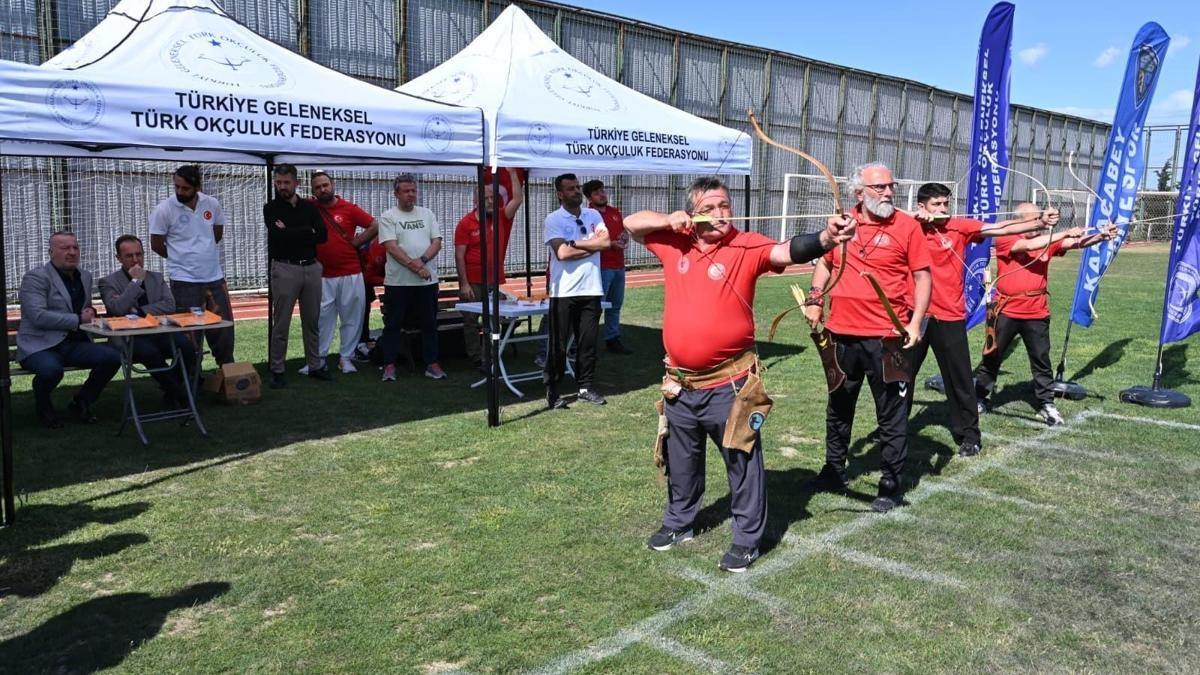 Milli okçular Fetih Kupası öncesi Karacabey’de kampa girdi