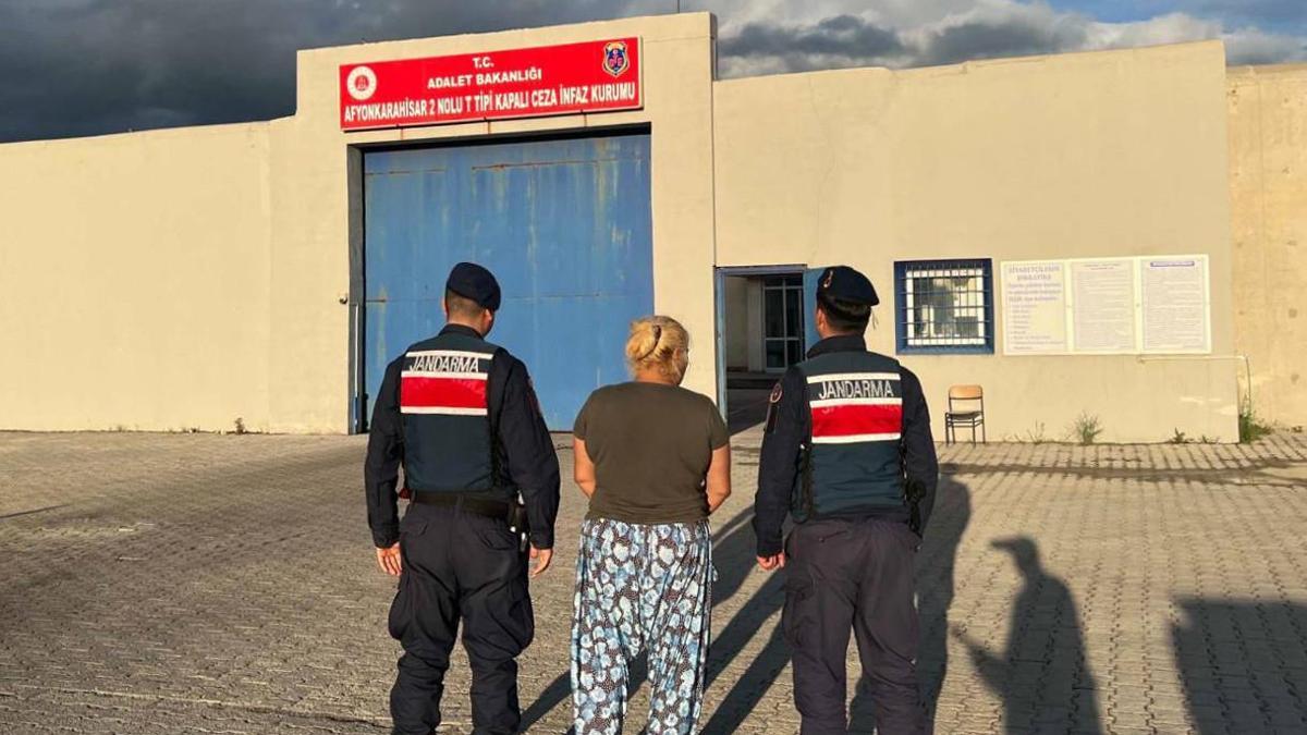 Aranan hükümlüler yakalandı
