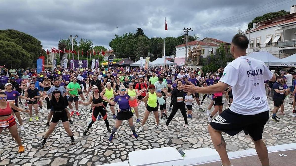 Foça'da maraton coşkusu