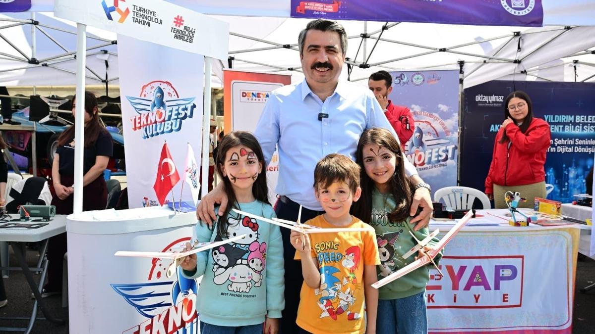 Yıldırım Belediyesi’nin düzenlediği 2’nci Bursa Gençlik ve Teknoloji Festivali sona erdi