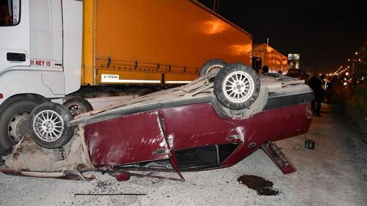 Payas’ta takla atan otomobildeki 1’i ağır 3 kişi yaralandı