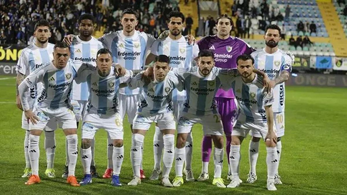 İlk maçına çıktı, 2 dakika oynayıp Süper Lig'e çıktı