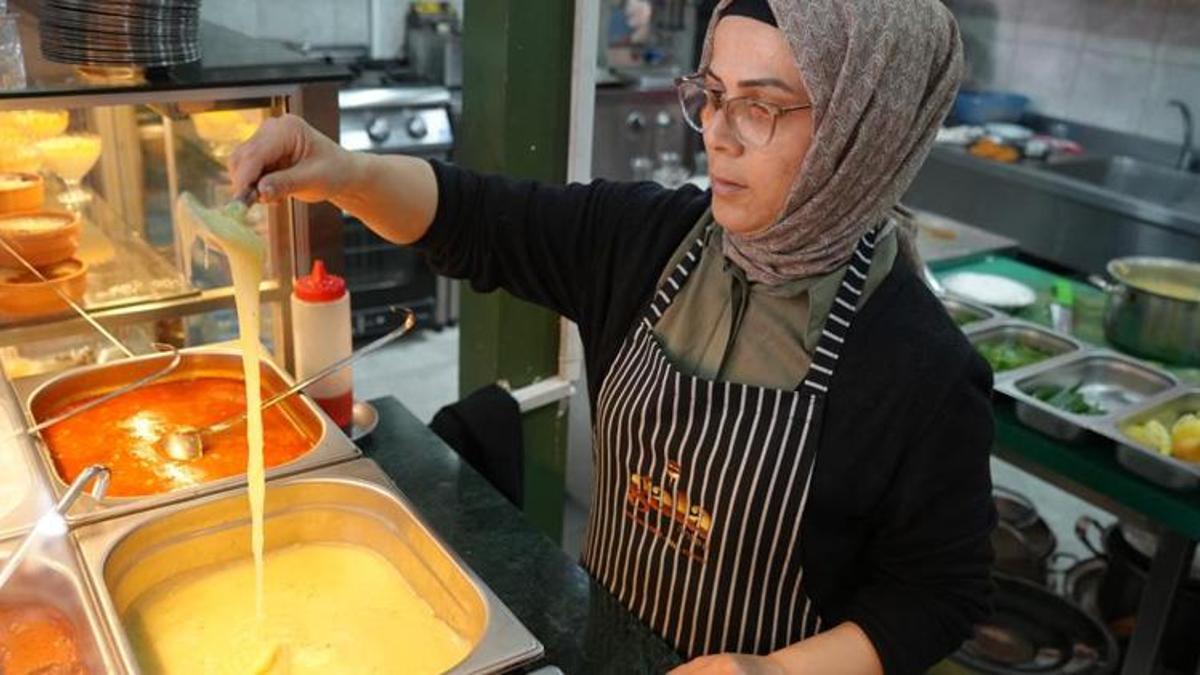 Evinde başladı, sosyal medyada büyüdü! 3 çocuk annesi yapamazsın diyenlere inat kendi işinin patronu oldu!