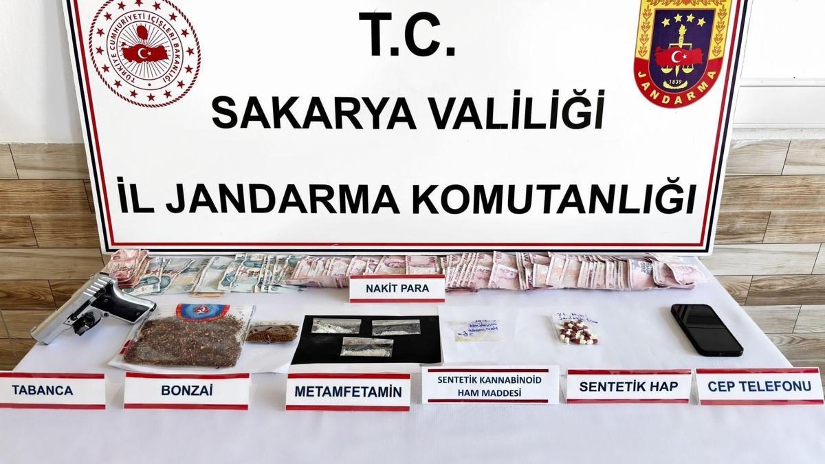 Sakarya'da uyuşturucu operasyonu: 2 tutuklama