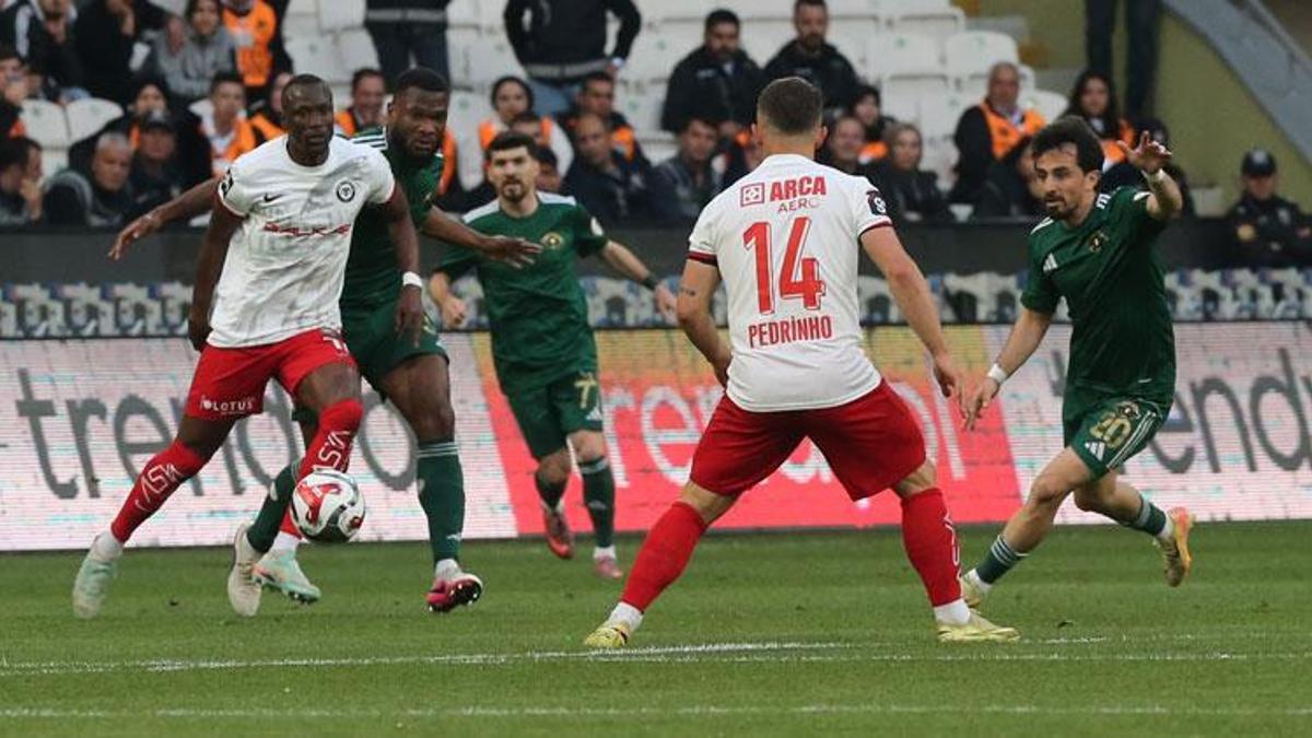 Süper Lig'e çıkan son takım belli oldu