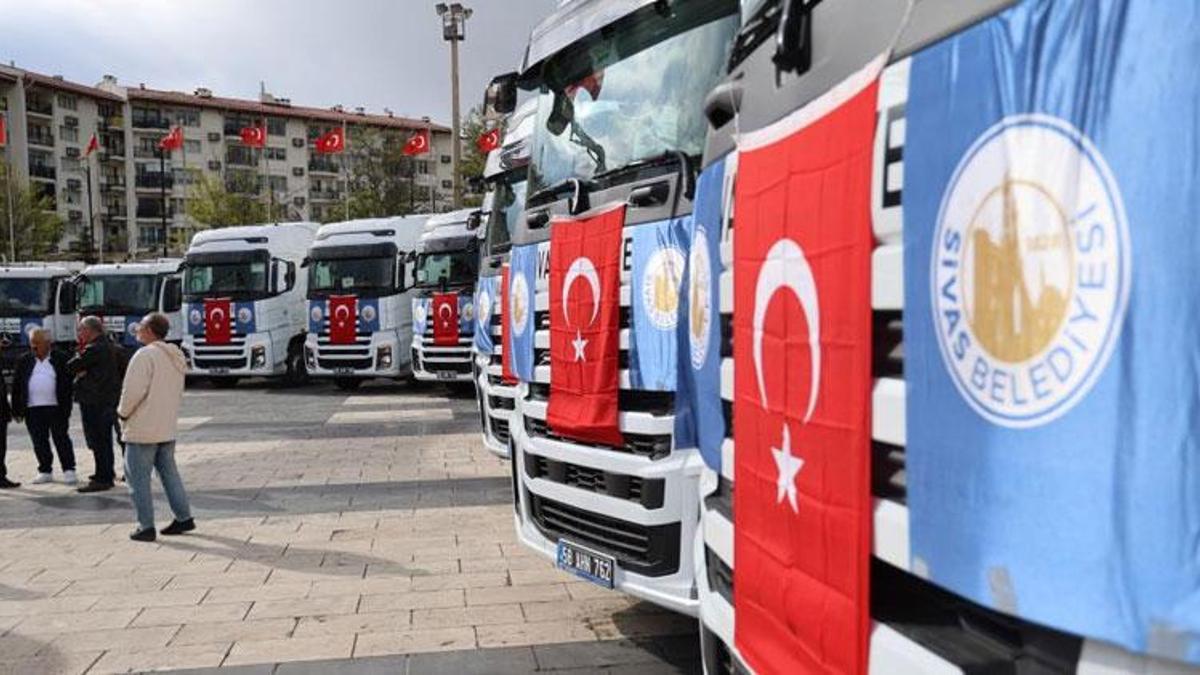 Sivas Belediyesi'den 509 milyon TL’lik yatırım! 110 yeni araç filoya katıldı