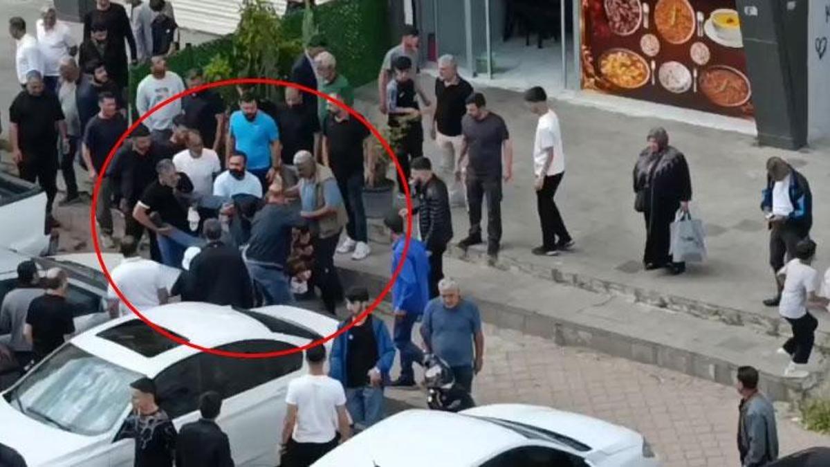 Akraba aileler arasında çıkan silahlı kavgada 1 kişi öldü, 4 kişi yaralandı