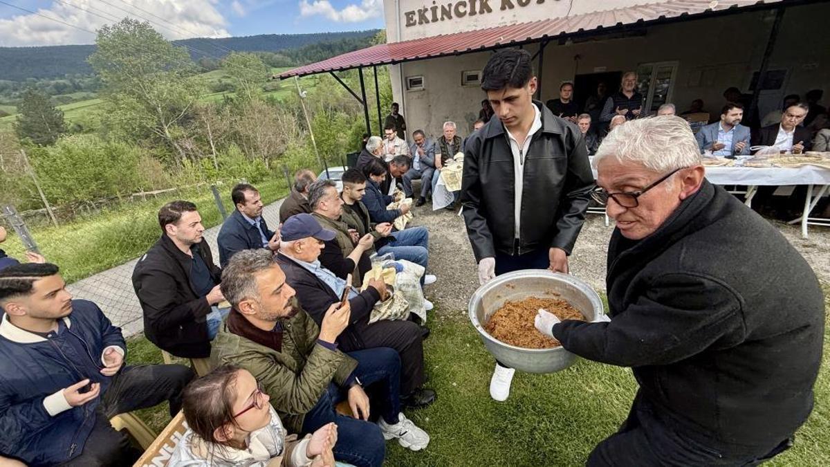 Yüzlerce yıllık bayram geleneği "ziyrat" yaşatılıyor