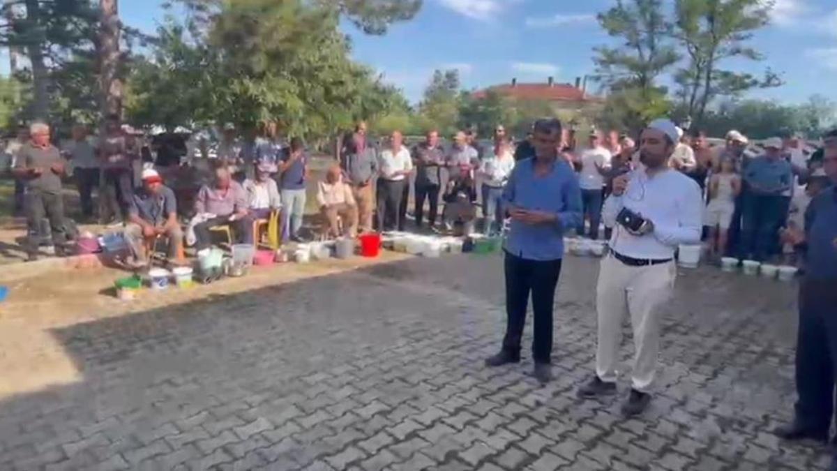 Edirne'de asırlık bayram geleneği! Bu köyde et girmeyen ev kalmıyor