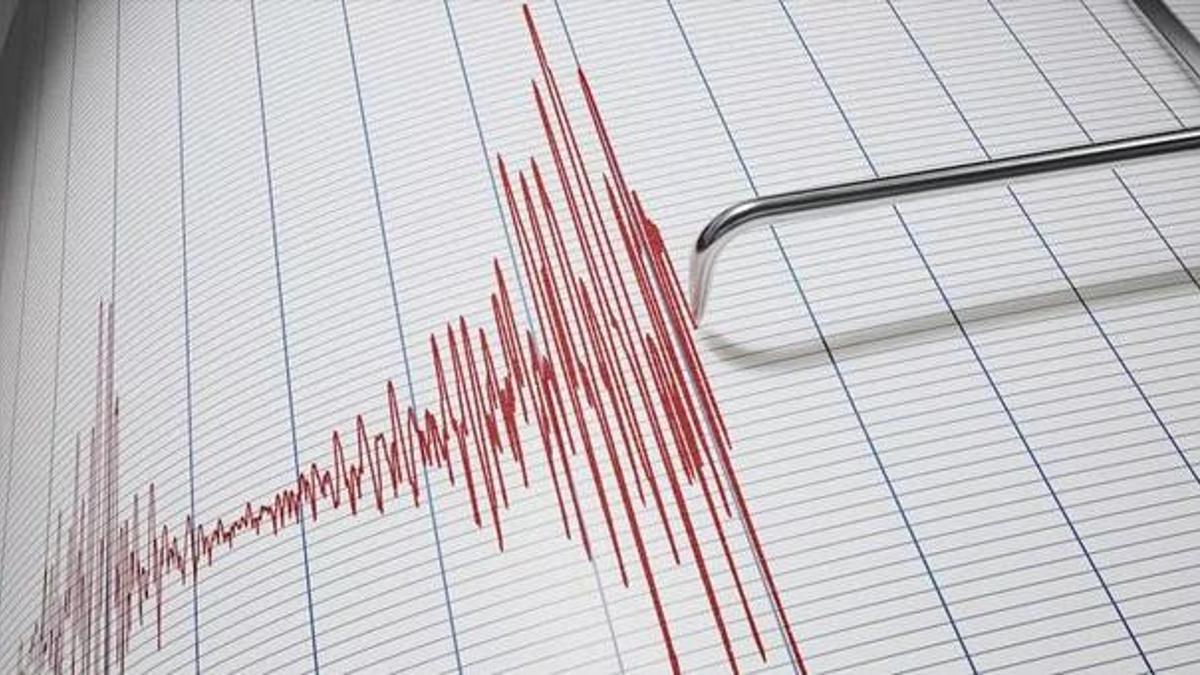 Van’da 3.8 büyüklüğünde deprem! AFAD açıkladı