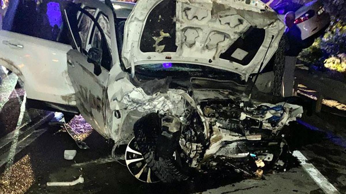 Burdur'da zincirleme facia! 4 aracın karıştığı kazada 4 kişi öldü, 11 kişi yaralandı