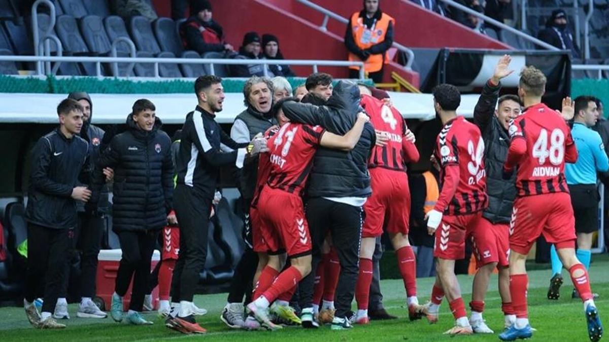 2. Lig ekibini 5 milyon dolarlık 'sponsorluk' karıştırdı
