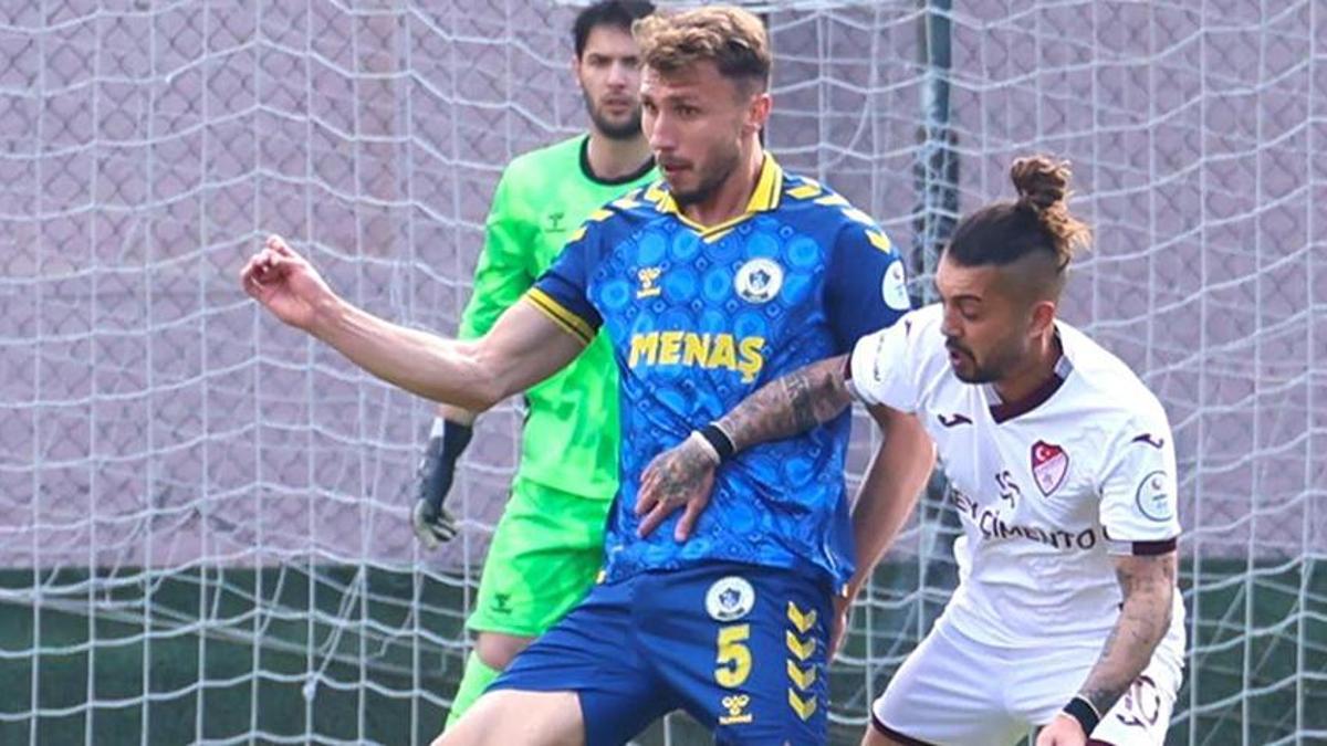 Menemen FK'dan ayrılıp rakip takıma transfer oldu