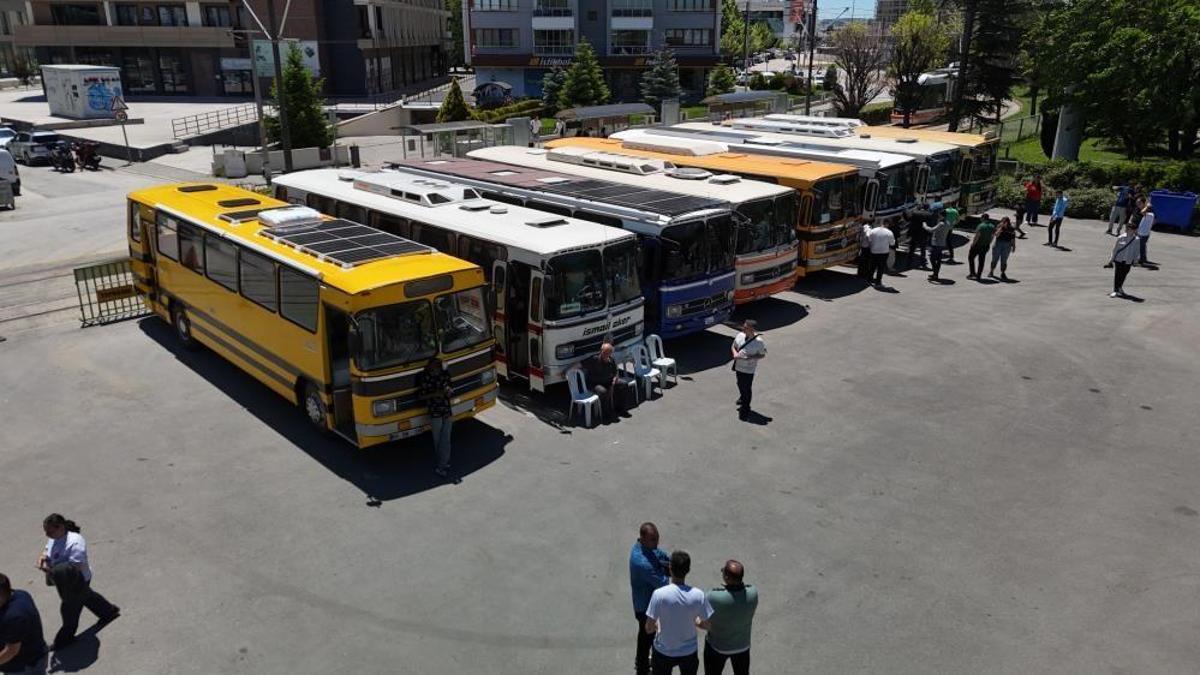 Türkiye'nin dört bir yanından geldiler! Eskişehir'de nostaljik buluşma
