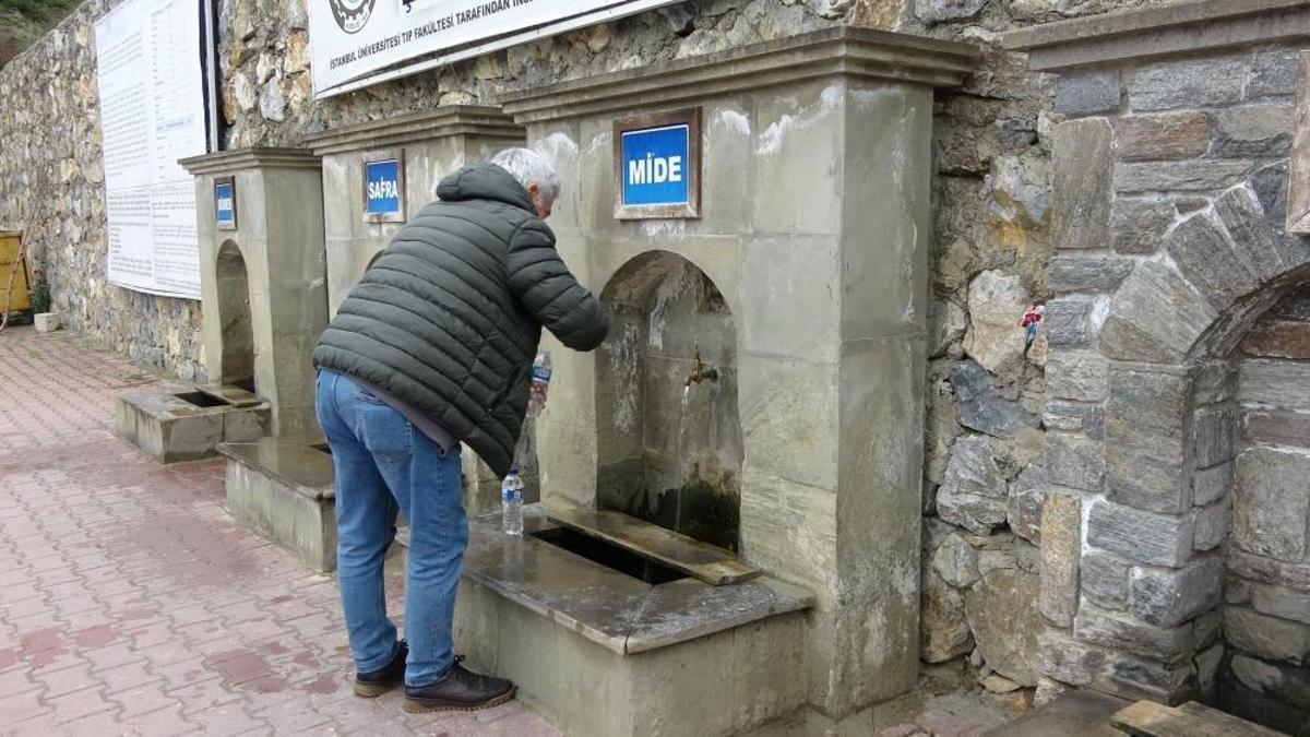 Buraya uzak yollardan gelenler bile var! Bu çeşmeler 1400 yıldır şifa dağıtıyor