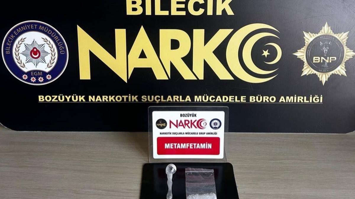 Bilecik'te üzerinde uyuşturucu bulunan zanlı yakalandı
