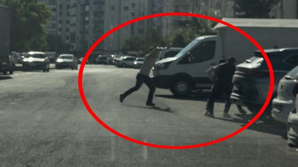Husumetli 2 grup arasındaki silahlı kavgada 3 kişi yaralandı: Dehşet anları kamerada
