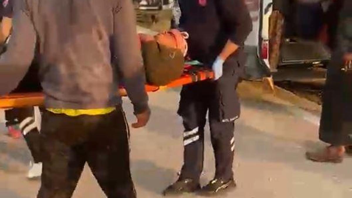 Tarım işçilerini taşıyan minibüs şarampole devrildi: 1'i ağır 4 yaralı