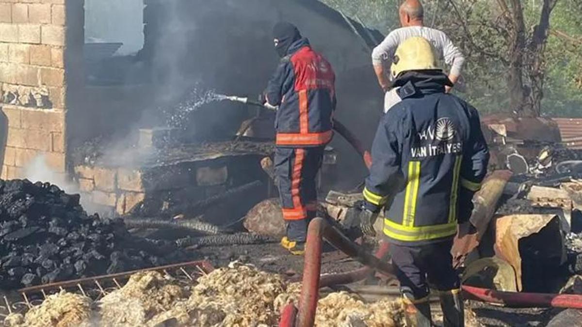 Van'da müstakil evde çıkan yangın söndürüldü