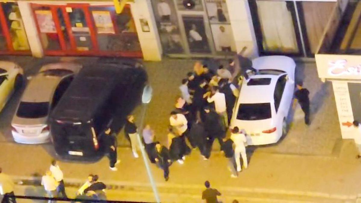 Esenyurt'ta düğün sonrası tekmeli yumruklu kavga kamerada