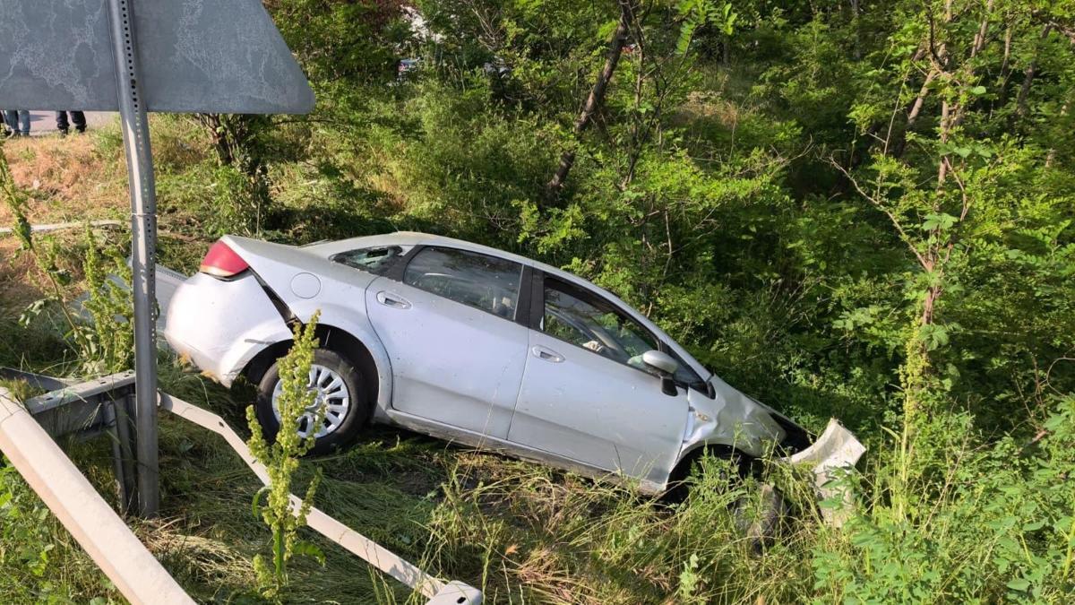 Bursa'da 2 otomobil çarpıştı: 6 yaralı