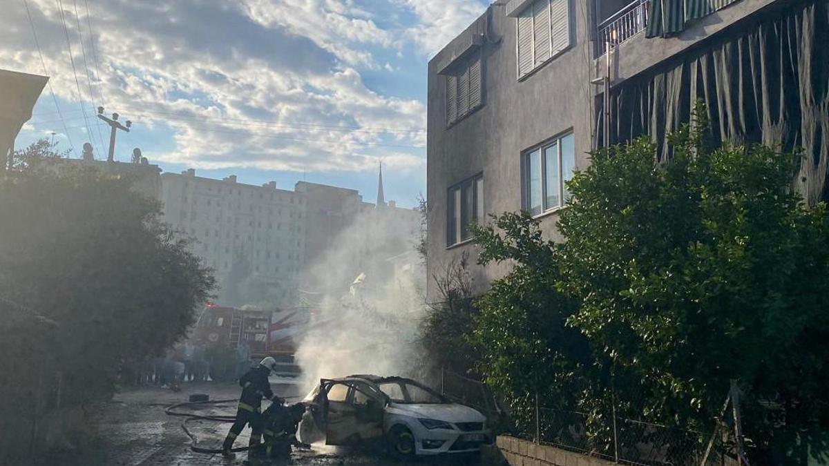 Seyir halindeki otomobil yandı