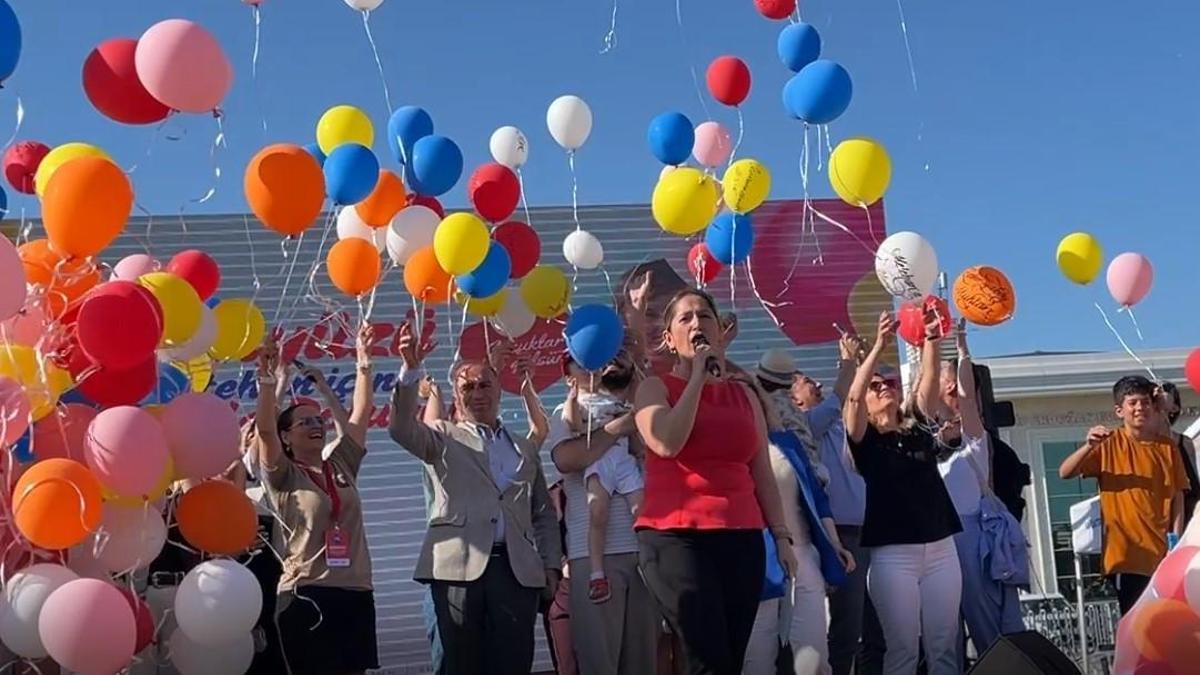 SMA hastası Metehan için gökyüzüne balonlar bırakıldı