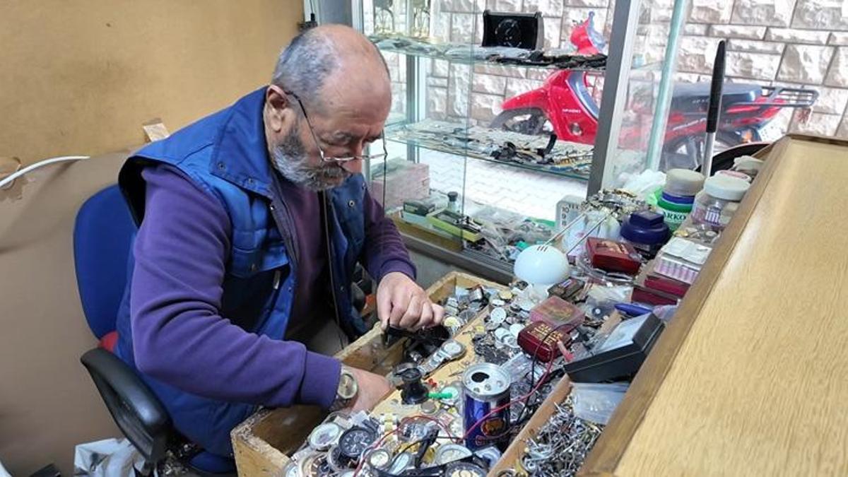 İstanbul'da çırak olarak başladı, 52 yıldır tek başına sürdürüyor! Sivas'ın vazgeçilmezi oldu