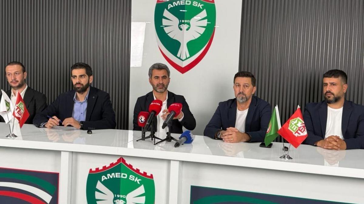 Besnik Hasi kimdir? Besnik Hasi hangi takımları çalıştırdı? Amedspor'un teknik direktörü kim oldu? Besnik Hasi kaç yaşında?