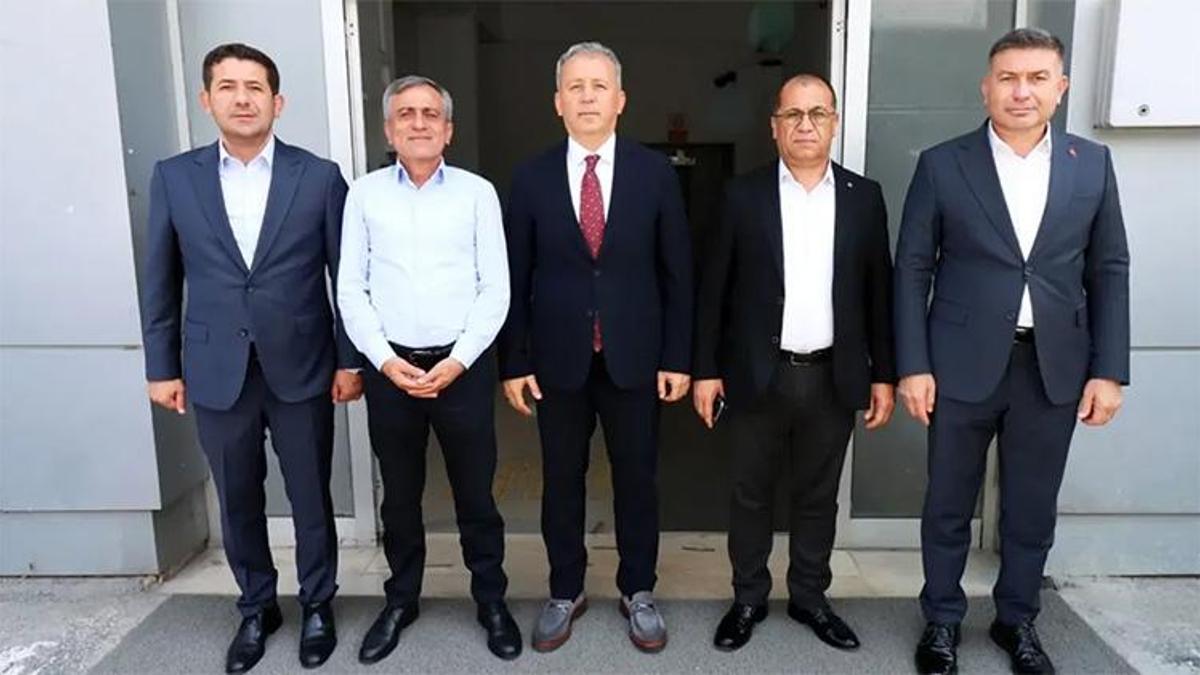 İnşaatı süren halı sahalar ve merkezler için flaş karar! Yatırımlar masaya yatırıldı