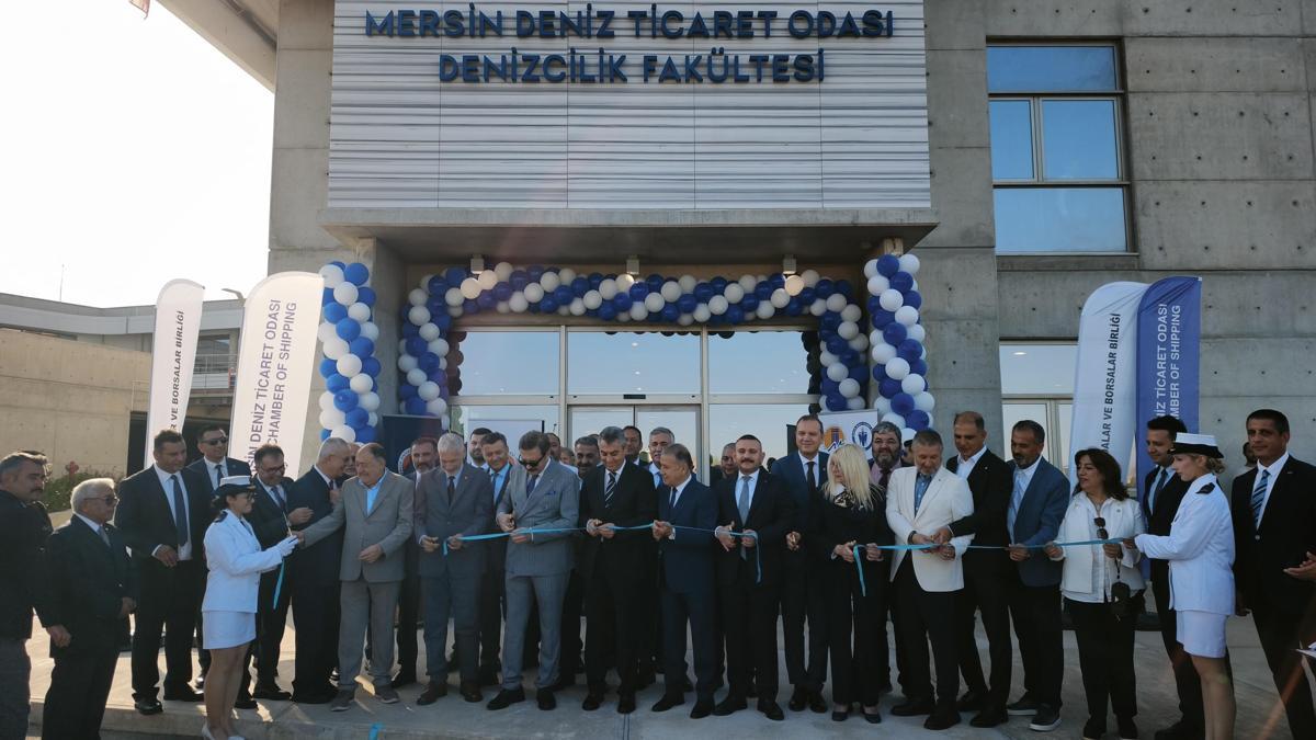 TOBB Başkanı Hisarcıklıoğlu, Denizcilik Fakültesi'ni ziyaret etti