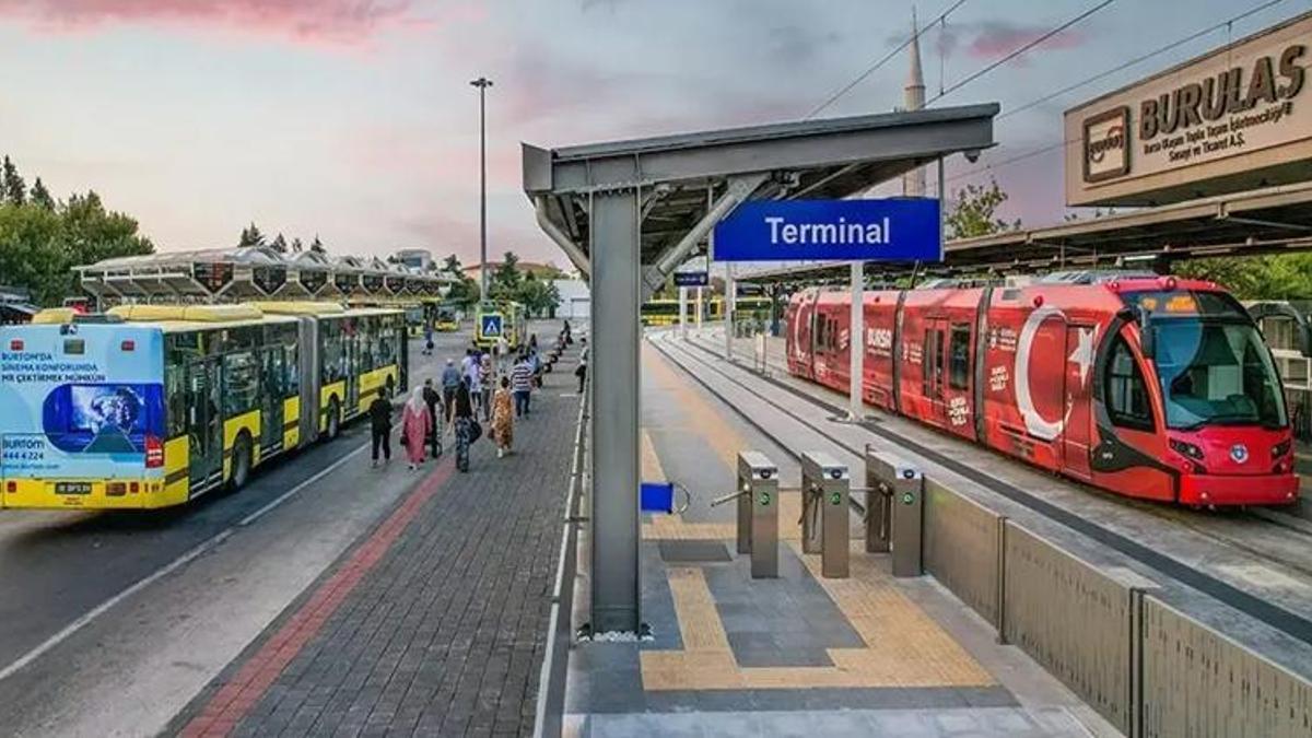 Bursa’da ücretsiz ulaşım kararı! YKS'ye girecekler dikkat: BURULAŞ saat verdi