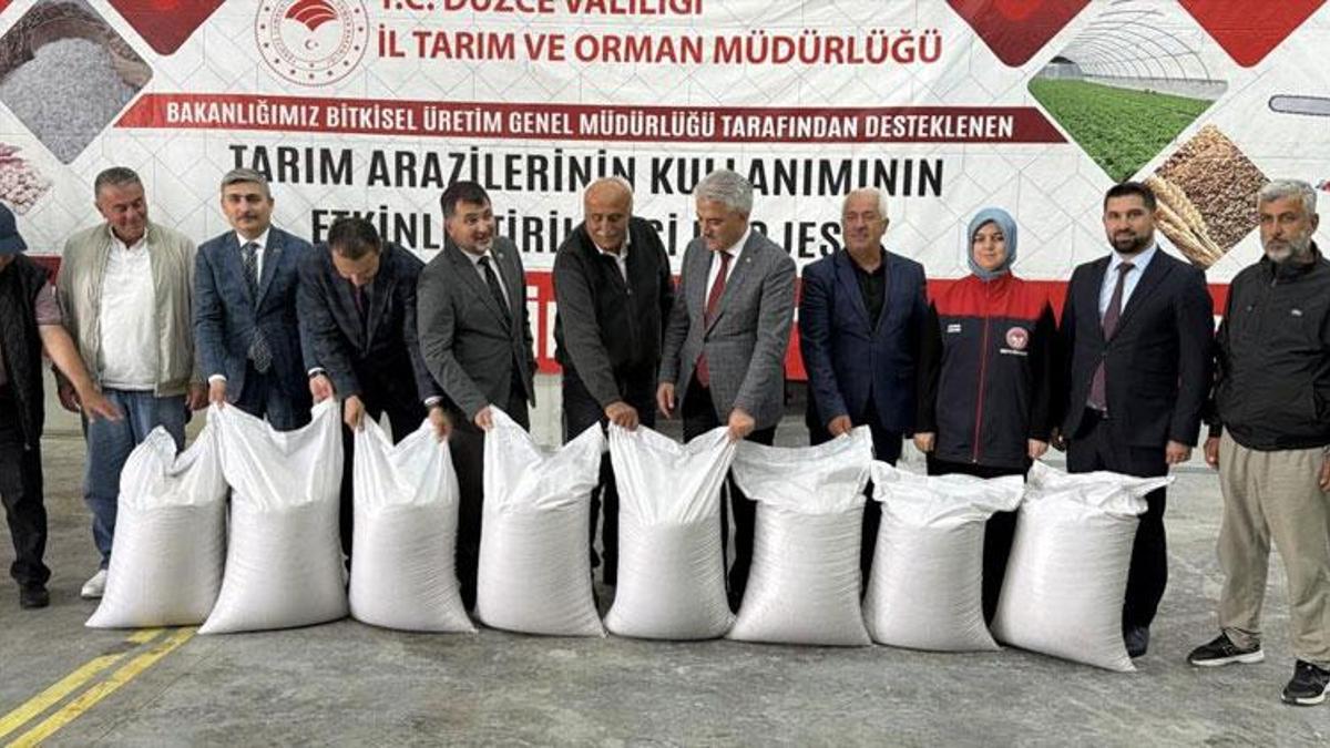 Coğrafi işaret belgesine sahip Konuralp pirinci için 82 çiftçiye 50 ton tohum desteği