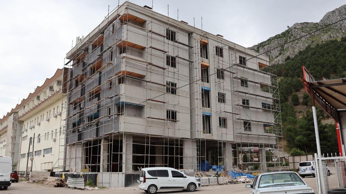 Amasya'da inşaatın 4'üncü katından düşen işçi öldü