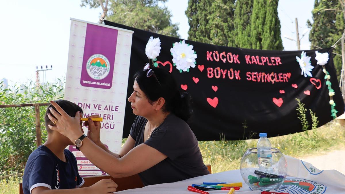 Toroslar’da çocuklara karne şenliği