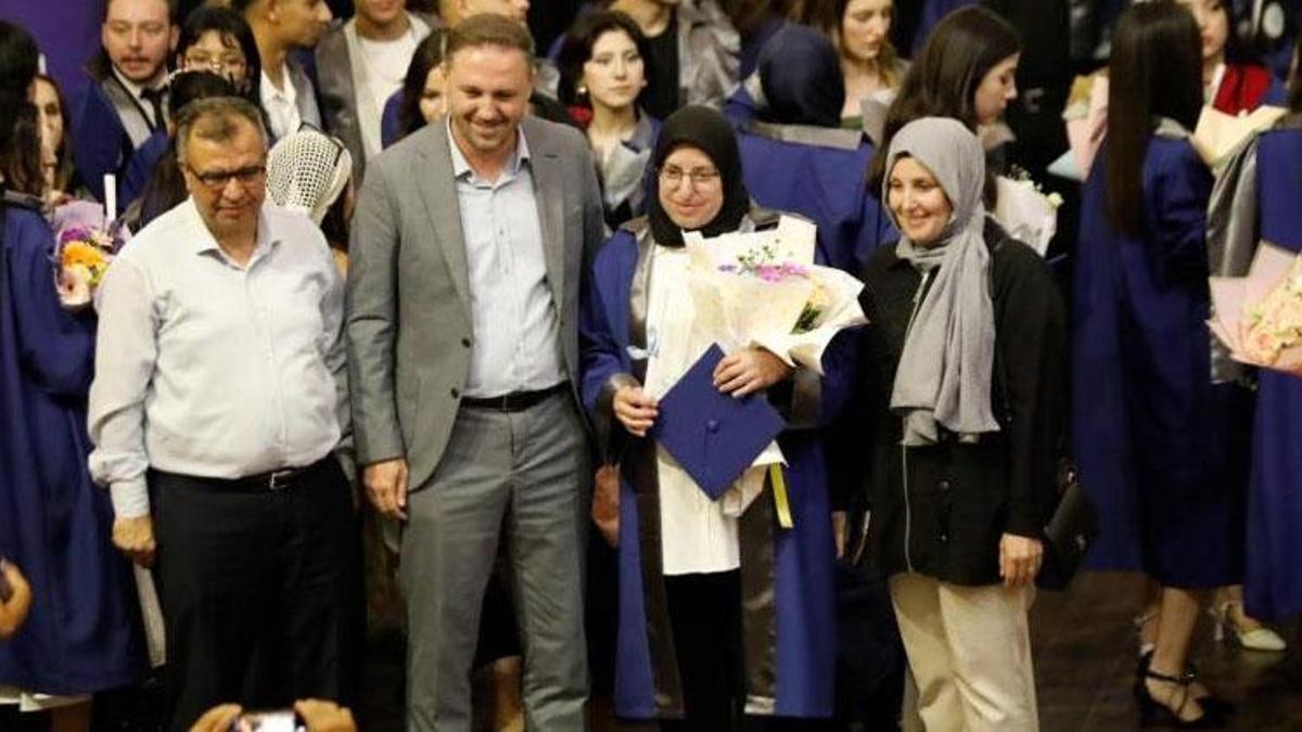 Kadriye Ülke 12 yaşında okulu bıraktı, 54 yaşında üniversiteyi bitirdi
