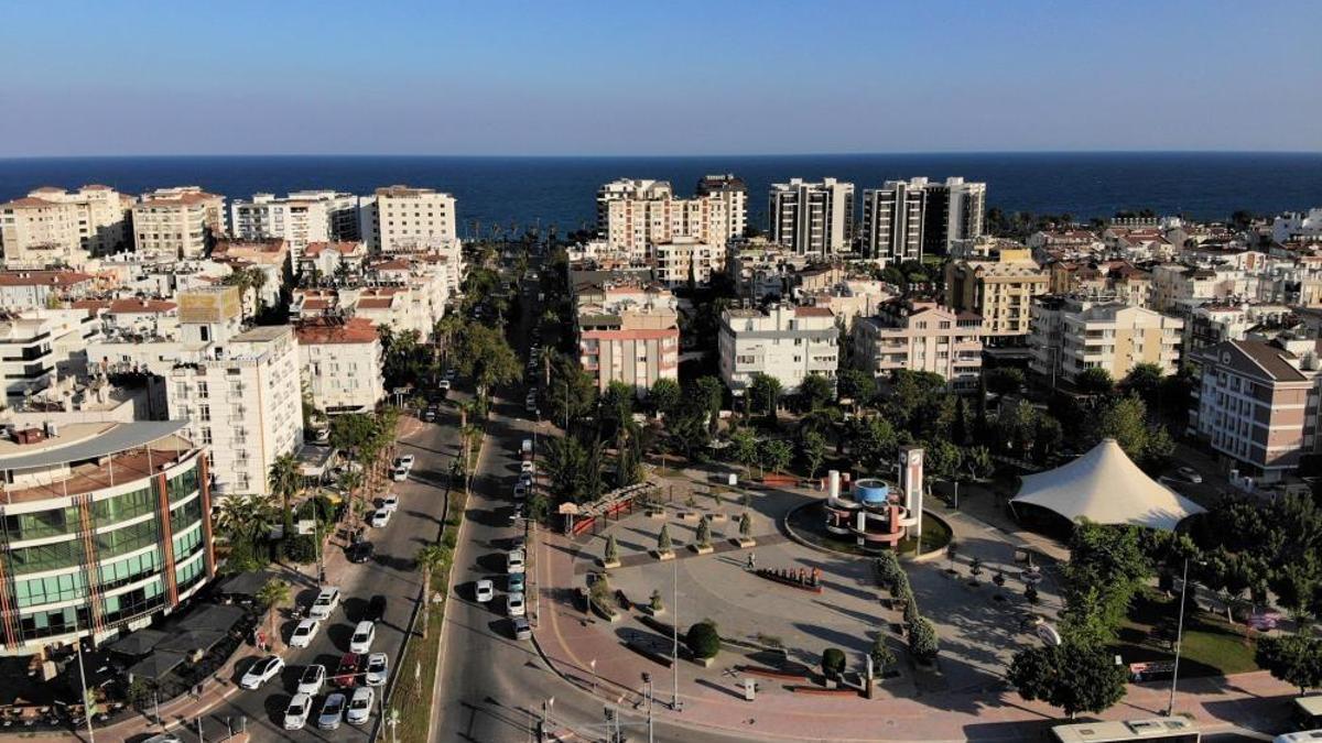 Antalya'da 20 bin TL aidat, 100 bin TL ek ödeme! Lüks rezidansta aidat krizi mahkemeye taşındı