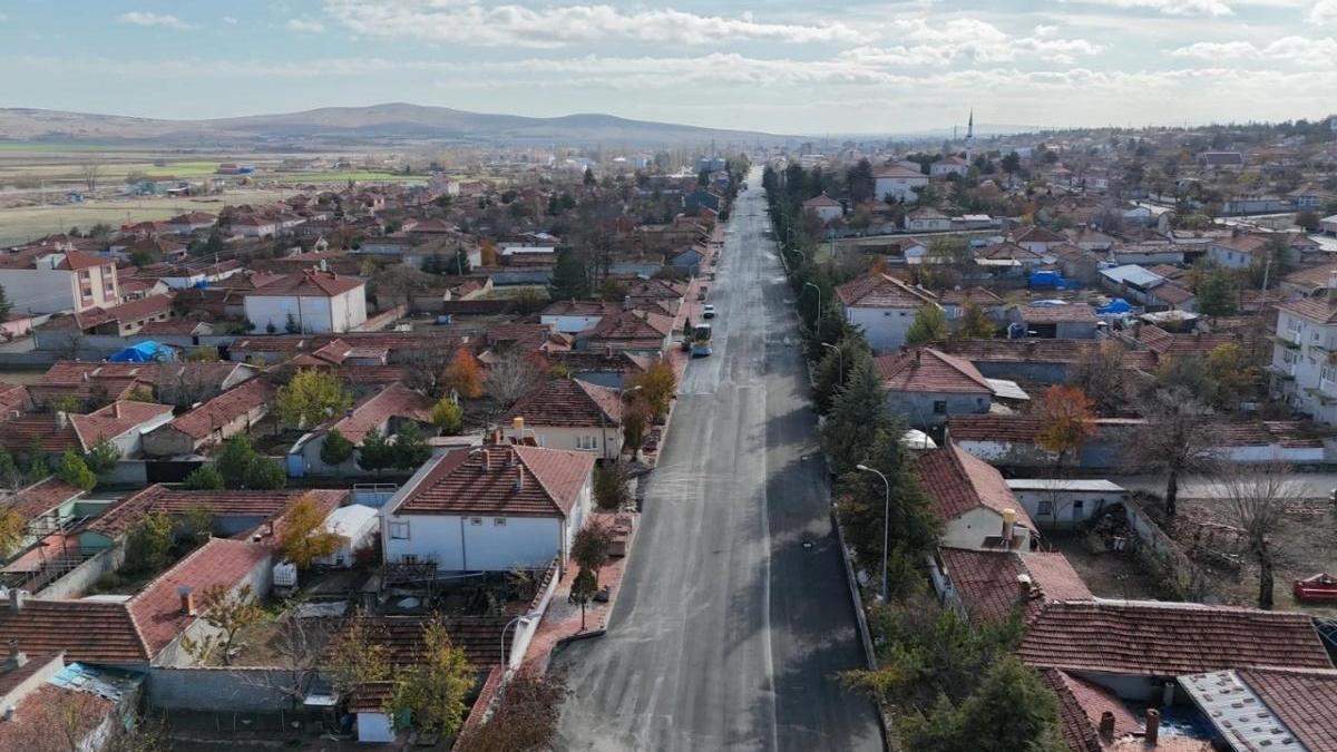 143 araçlık otoparkı ve 260 ticari alanıyla Eskişehir'in dev pazar projesi gün sayıyor