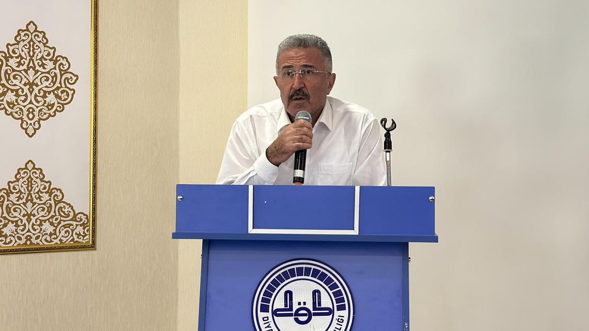 Kırşehir'de "Bir yetime aile olmak" paneli düzenlendi