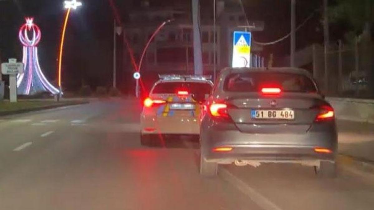 Aksaray’da alkollü sürücü ile polisin nefes kesen kovalamacası kamerada