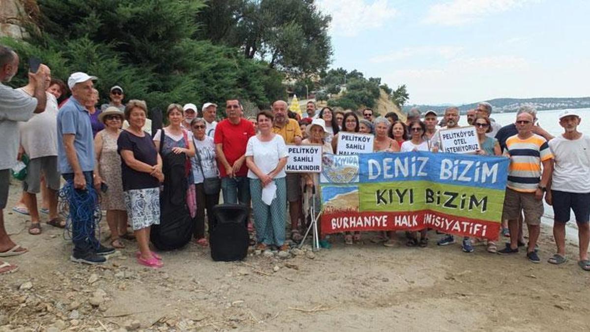 Balıkesir'de vatandaşlar özel şirketin plaj işgaline tepki gösterdi