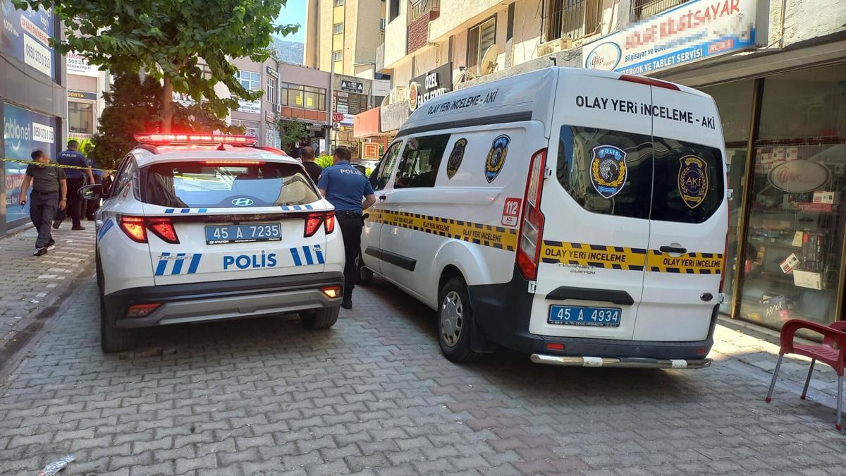 Manisa'da balkondan düşen İlayda, ağır yaralandı