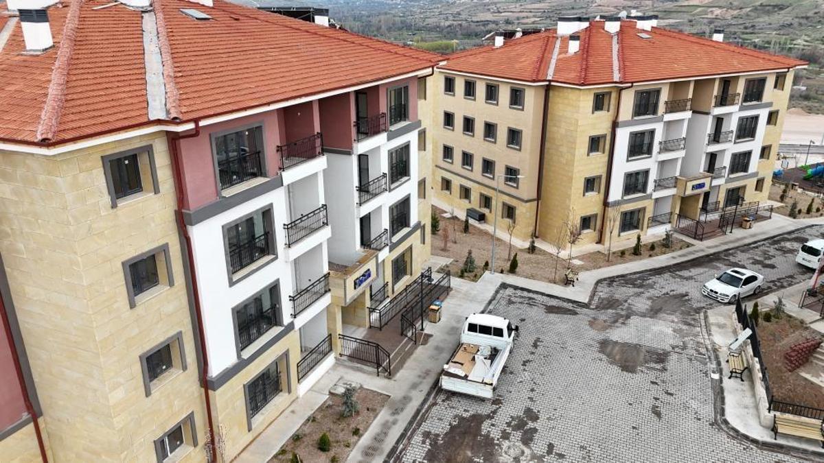 Nevşehir’de emlak dünyasını sarsan vurgun iddiası: Hem ev sahibini hem alıcıyı oyuna getirdi!