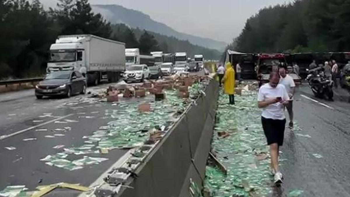 Pozantı-Adana istikametinde tır kazası! Adana yönü trafiğe kapandı