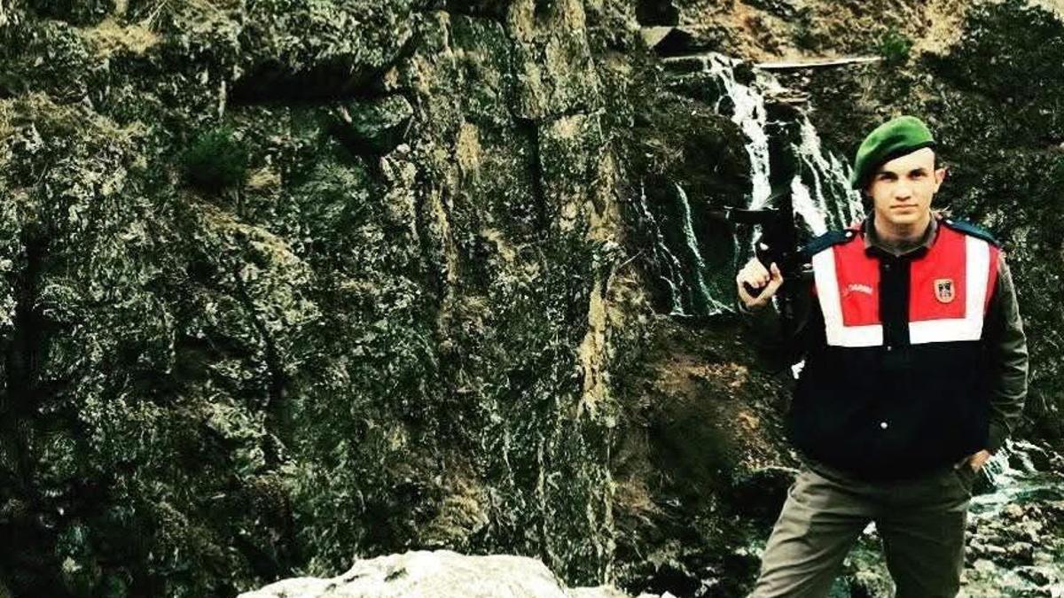 Uzman çavuş kazada hayatına kaybetti