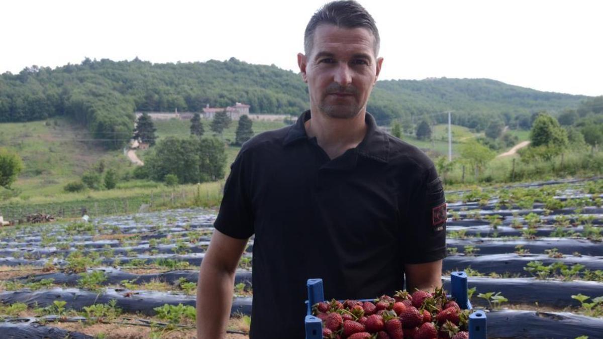 Hobi olarak 2 dönümde başladı, üretimi şimdi 42 dönüme çıktı